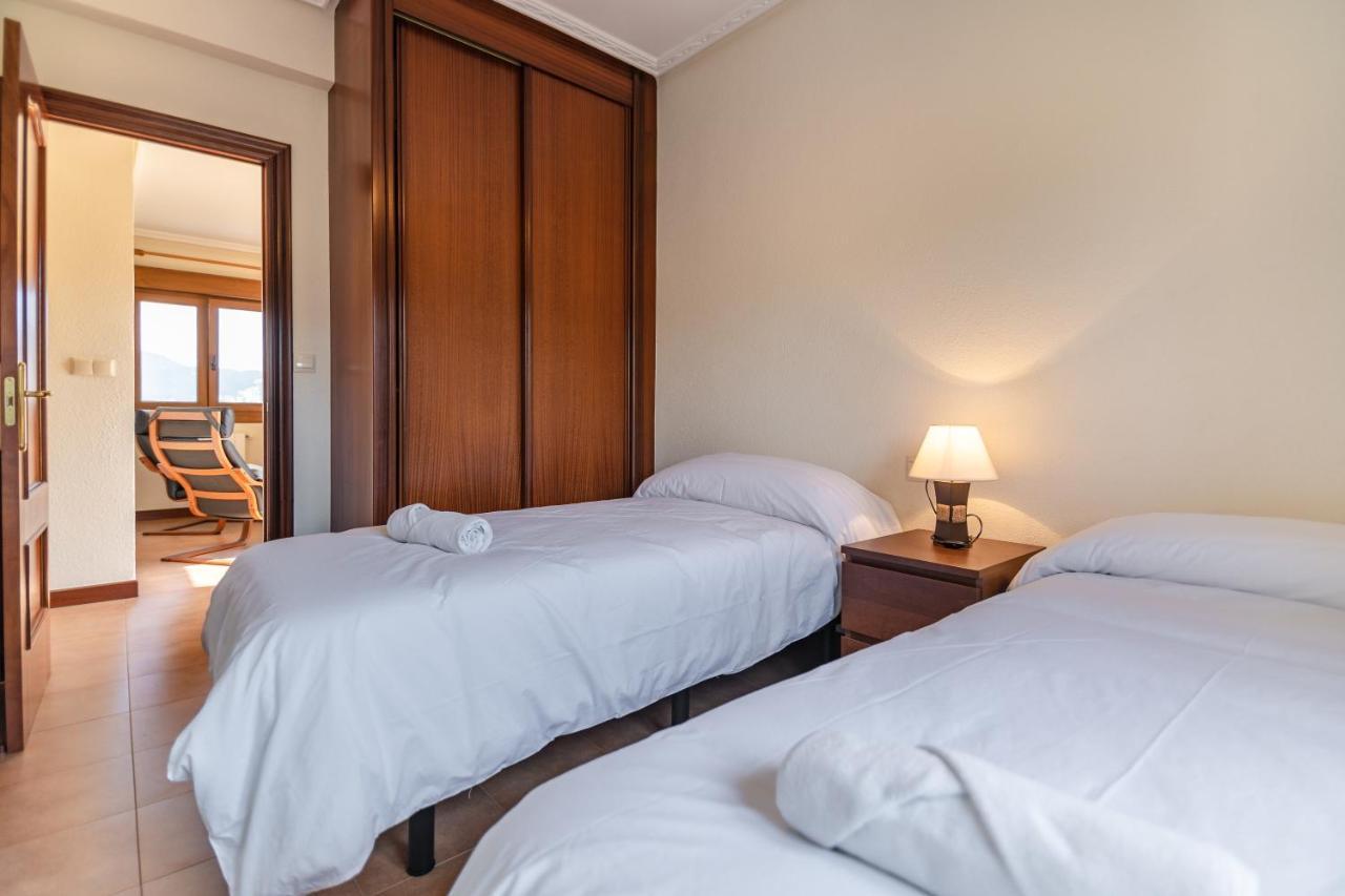 Apartamentos Privados Con Jardin Y Barbacoa Compartida En Laredo Exterior foto