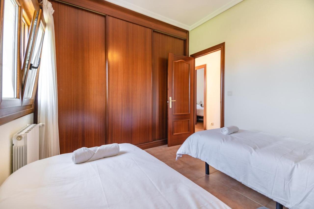 Apartamentos Privados Con Jardin Y Barbacoa Compartida En Laredo Exterior foto